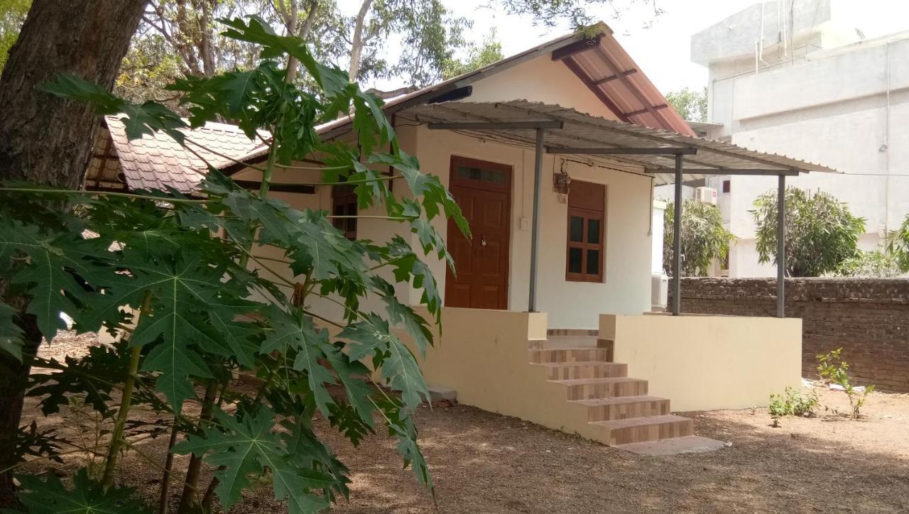 Kamat Cottages Dahanu Exterior foto